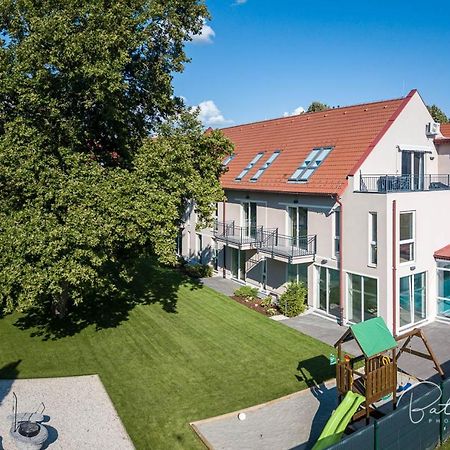 Fresh Garden Apartments Siofok Bagian luar foto